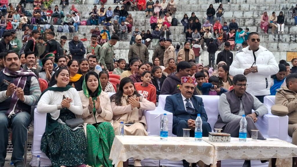 ग्राम पंचायत तलकेहड़ और जोगिंदर नगर में मनाए गए गणतंत्र दिवस के कुछ यादगार लम्हें…